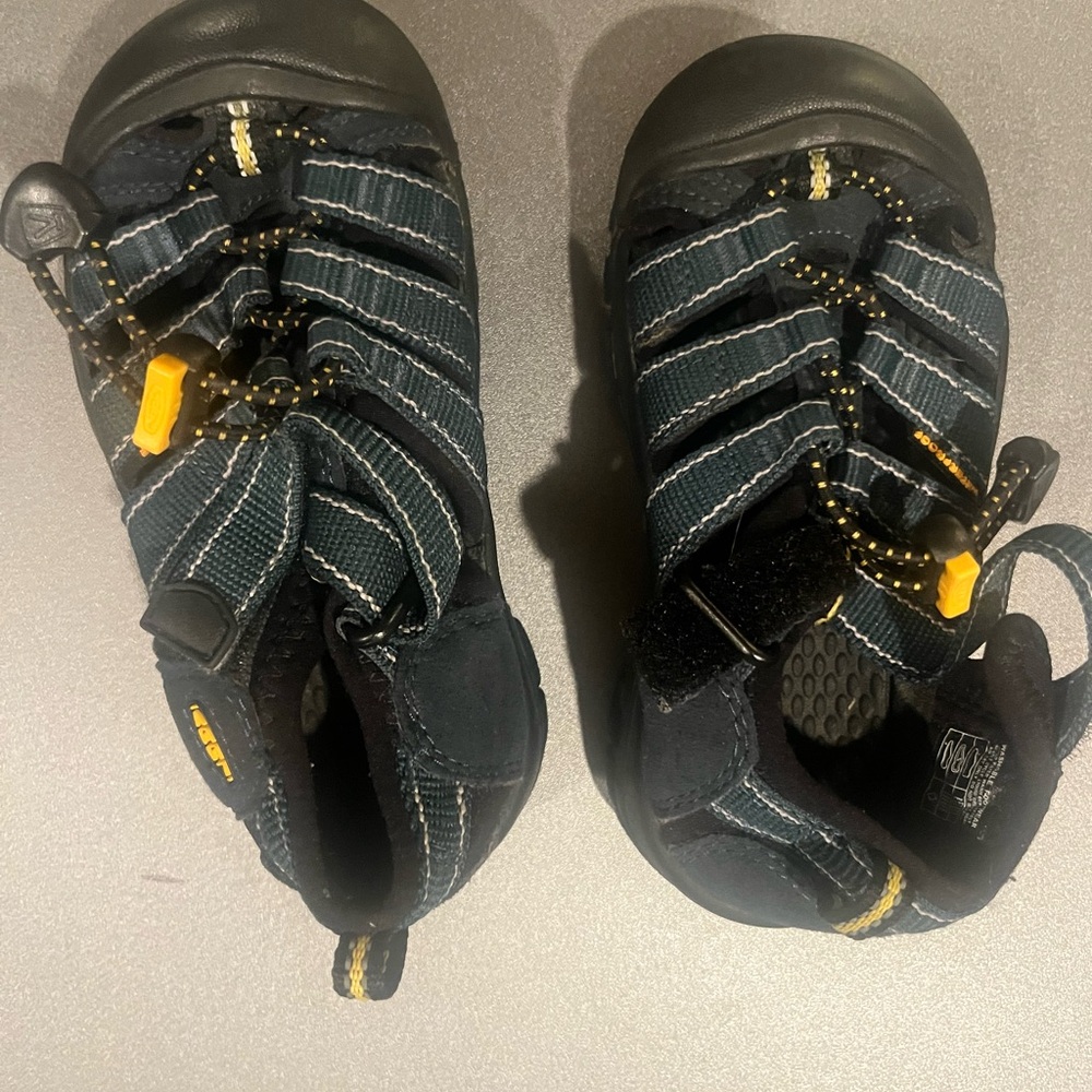 Kids Black and Yellow Keen Shoes